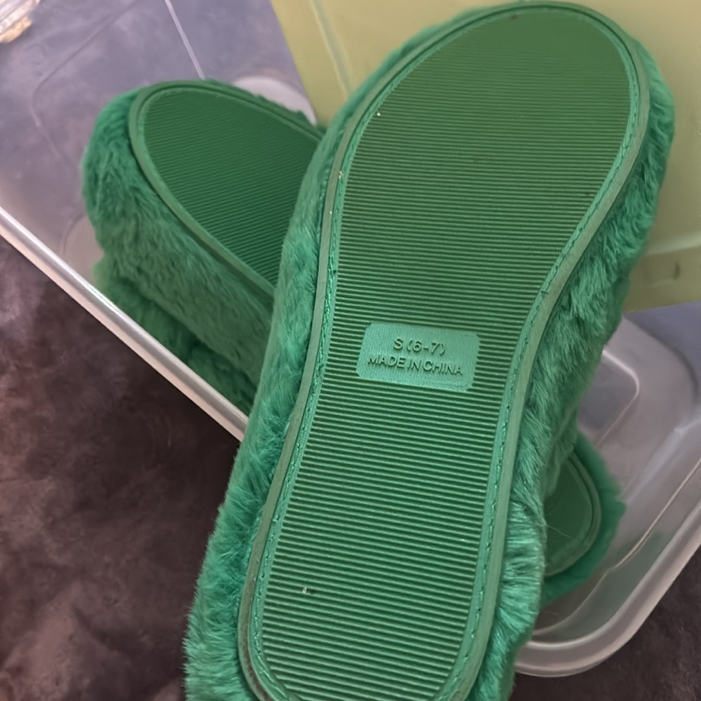 Jessica Simpson platform slippers - Picture 5 of 6